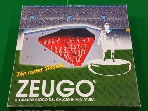 Zeugo curva coperta stadio - priva di spettatori da dipingere