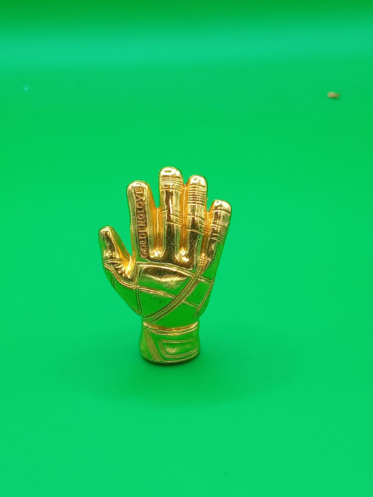 Subbuteo trofeo Guanto d'Oro 4cm in metallo