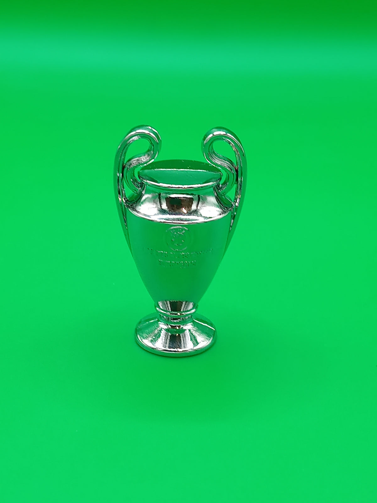 Subbuteo trofeo Champions League 4cm in metallo