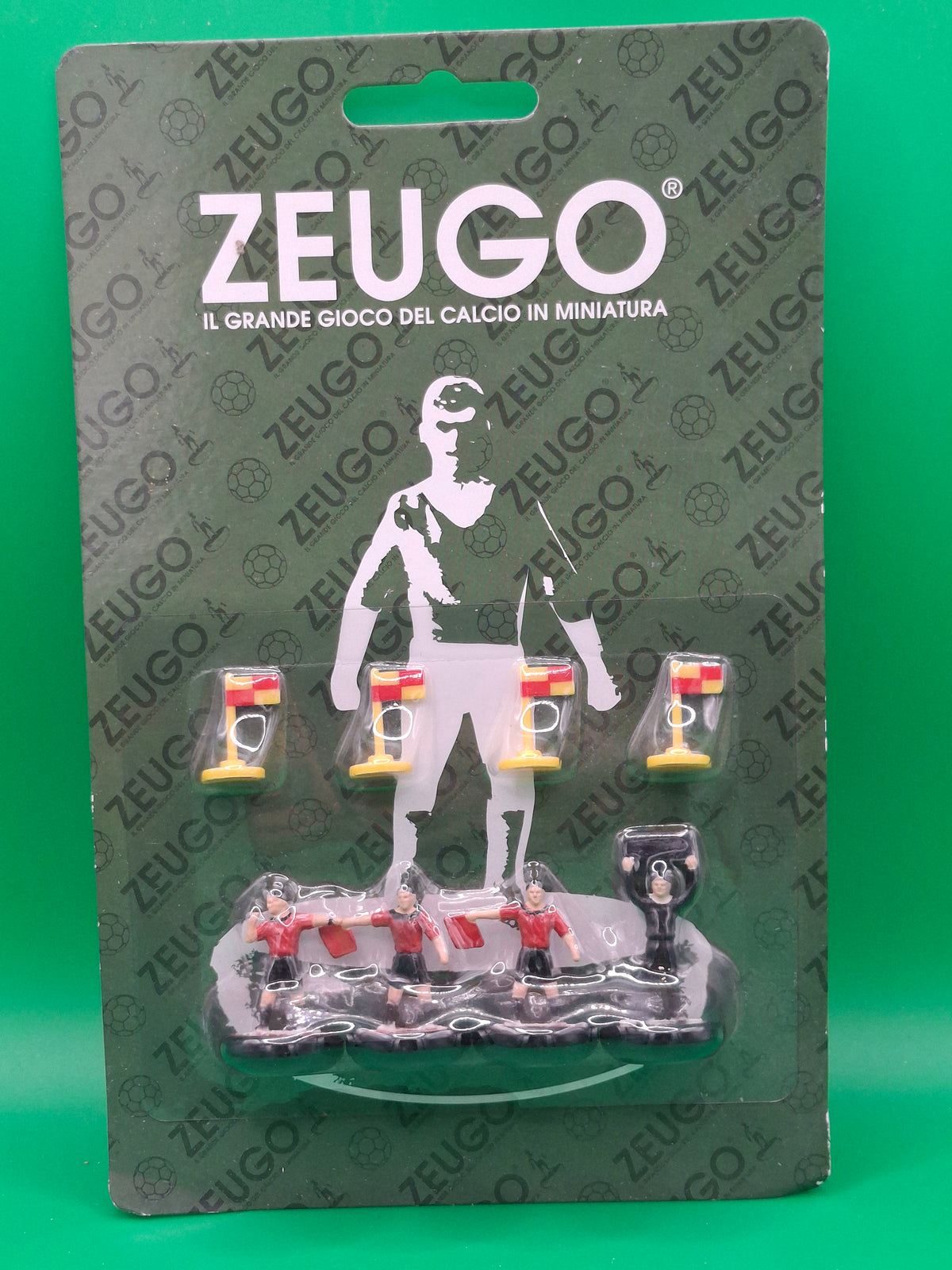 Zeugo terna arbitrale e bandierine - rosso